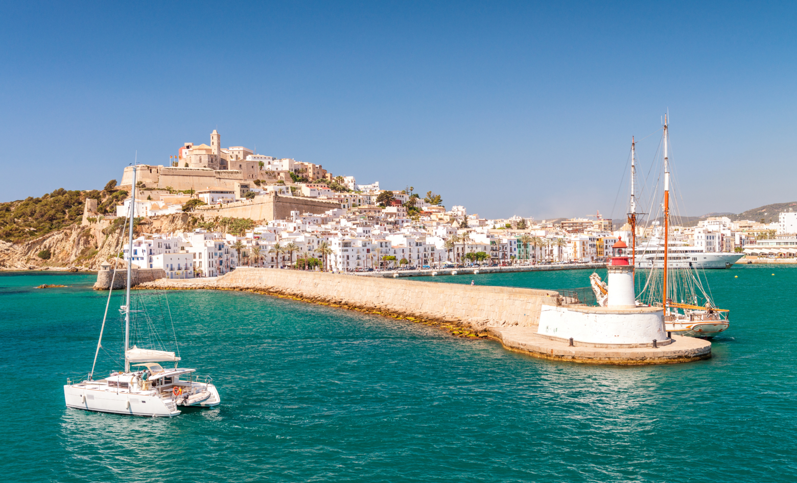 Family boat rides in Ibiza